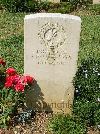 Cassino War Cemetery - Le Roux, J Van H.